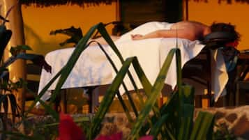 Couples treatment room(s), deep-tissue massages, manicures and pedicures