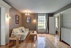 Smart TV, fireplace, video games, books