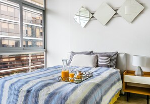 2 bedrooms, iron/ironing board, free WiFi