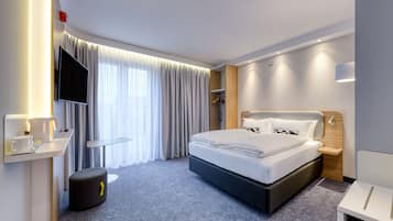 1 bedroom, hypo-allergenic bedding, in-room safe, laptop workspace