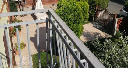 Apartment I floor in a detached house