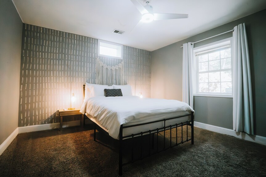 Hilltop Hideaway Cottage In De Buurt Van Historic Downtown Rogers - Rogers, AR