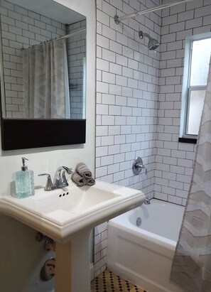Interior - Tropical Deco House (Miami Shores)