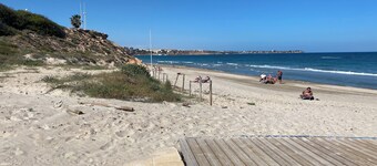 Villa sleeping up to 6 people. Shared pool, golf complex, award winning beaches