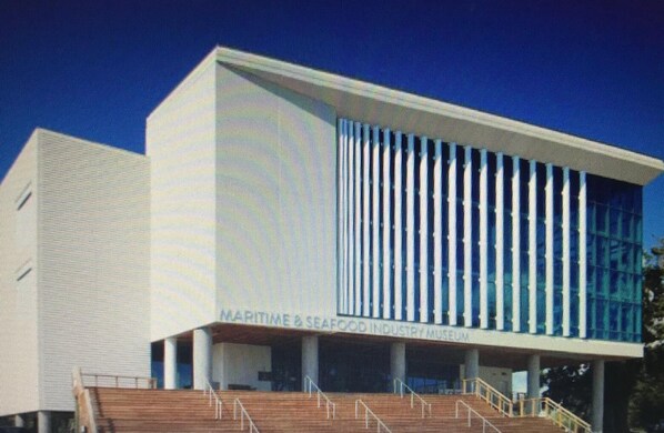 Exterior - Charming, Economical, 3 Bedroom, 2 Bath Home Away From Home. (Biloxi)