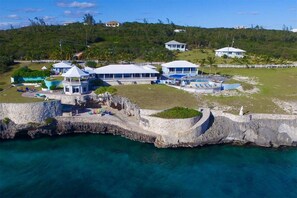 Exterior - Cliff-Top Estate with Pool, Sunsets, Direct Caribbean Access, Walk to Rest./Bar! (Rainbow Bay)