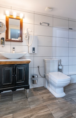 Einzelzimmer | Badezimmer