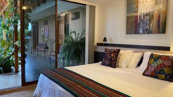 Couette en duvet d'oie, matelas Select Comfort, ameublement personnalisé