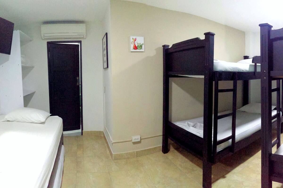 Familienzimmer | Schallisolierte Zimmer, Bügeleisen/Bügelbrett, kostenloses WLAN