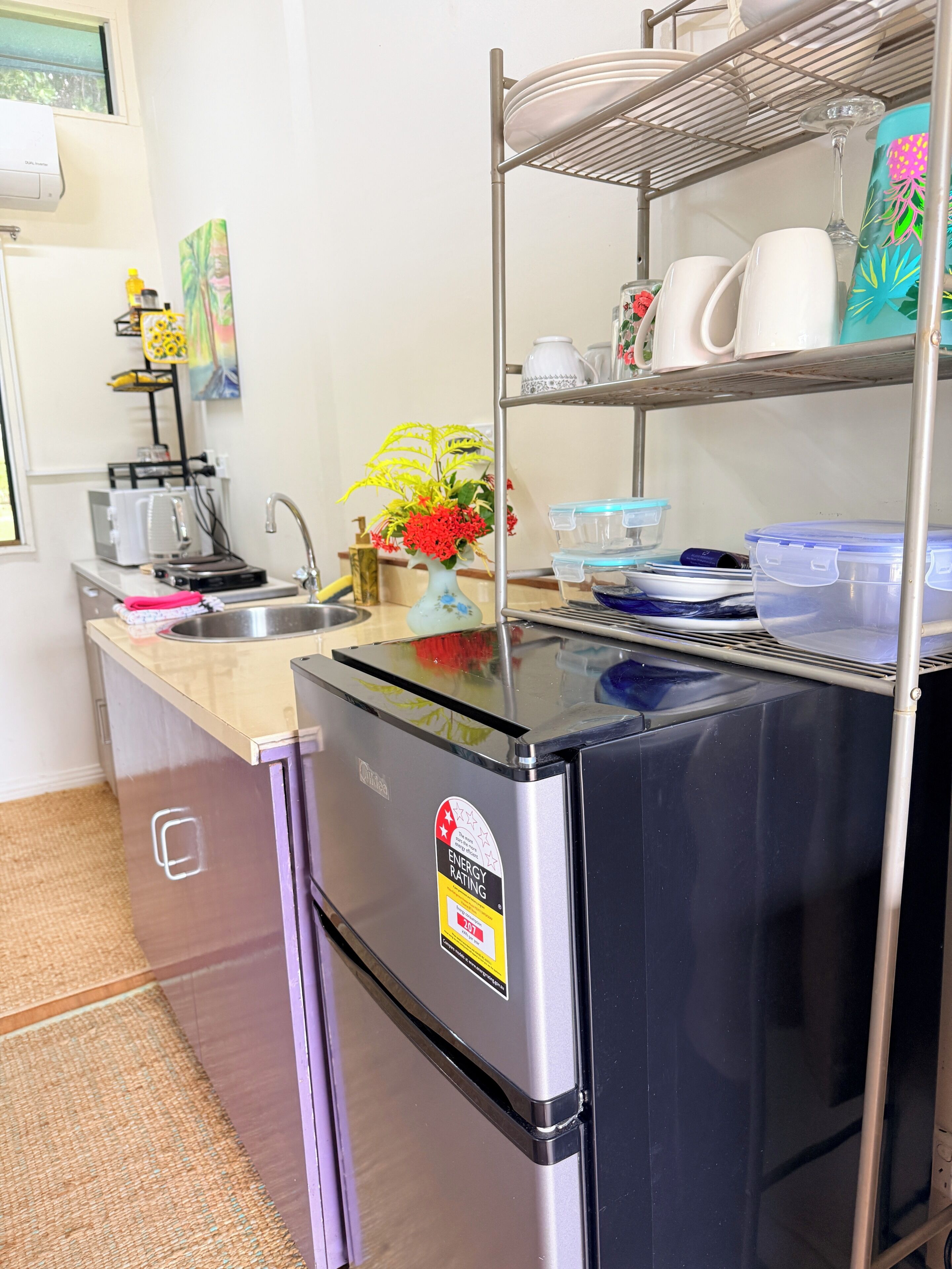 Fridge, microwave, stovetop, coffee/tea maker