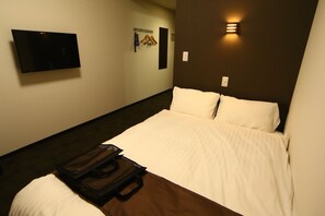 Comfort tweepersoonskamer | Een kluis op de kamer, gratis wifi, beddengoed