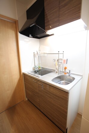 Fridge, microwave, electric kettle, toaster - FLANKER'S sakuranomiya (Osaka)