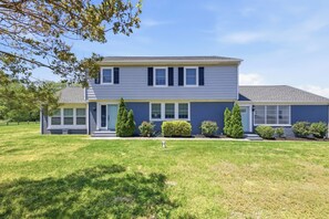 Exterior - Charming Lewes Home  - Perfect for Groups + Families! (Lewes)