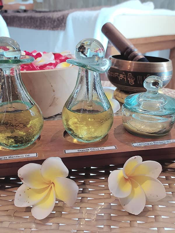 Couples treatment room(s), body treatments, aromatherapy