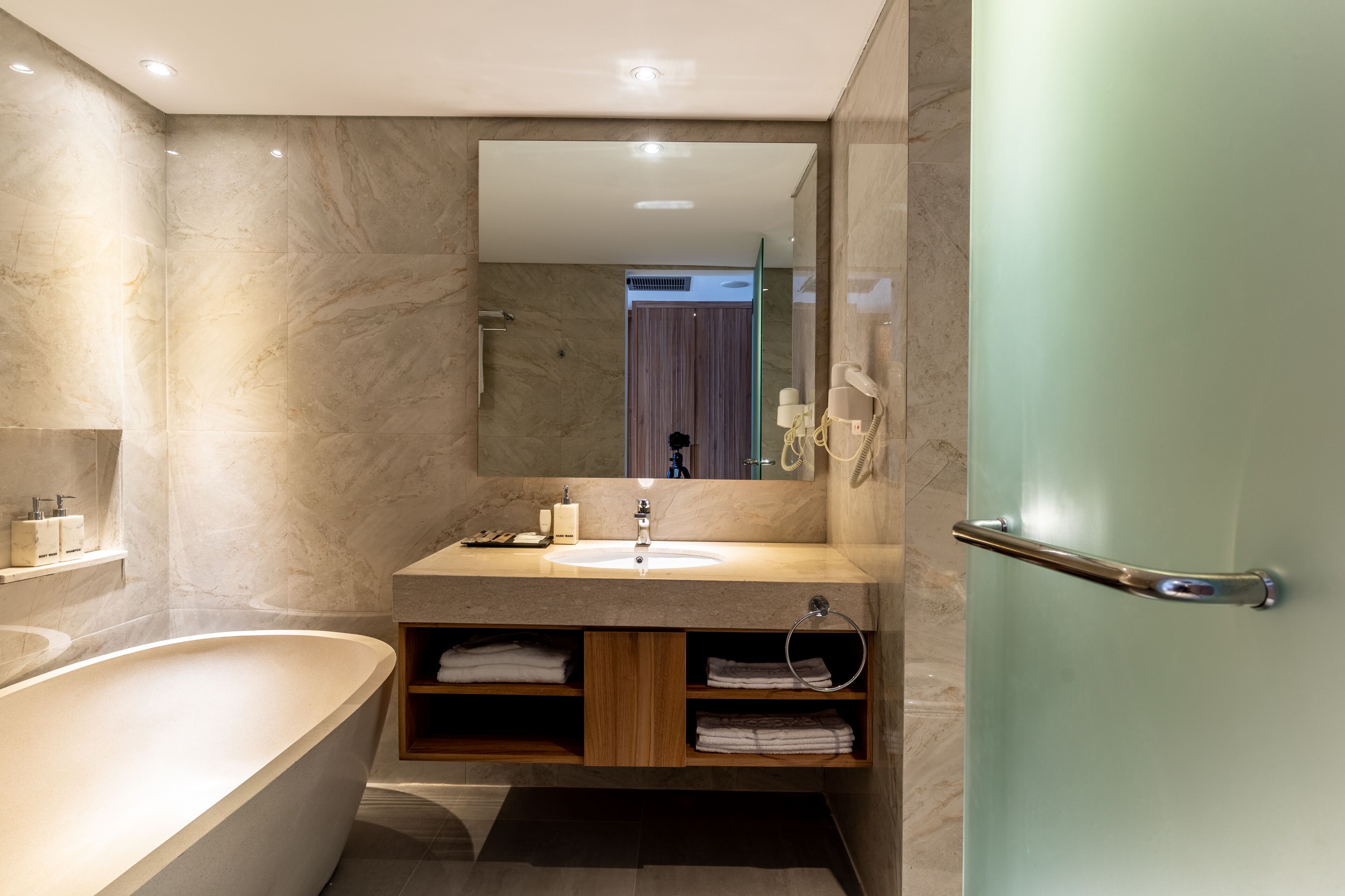 shower, free toiletries, hair dryer, bathrobes