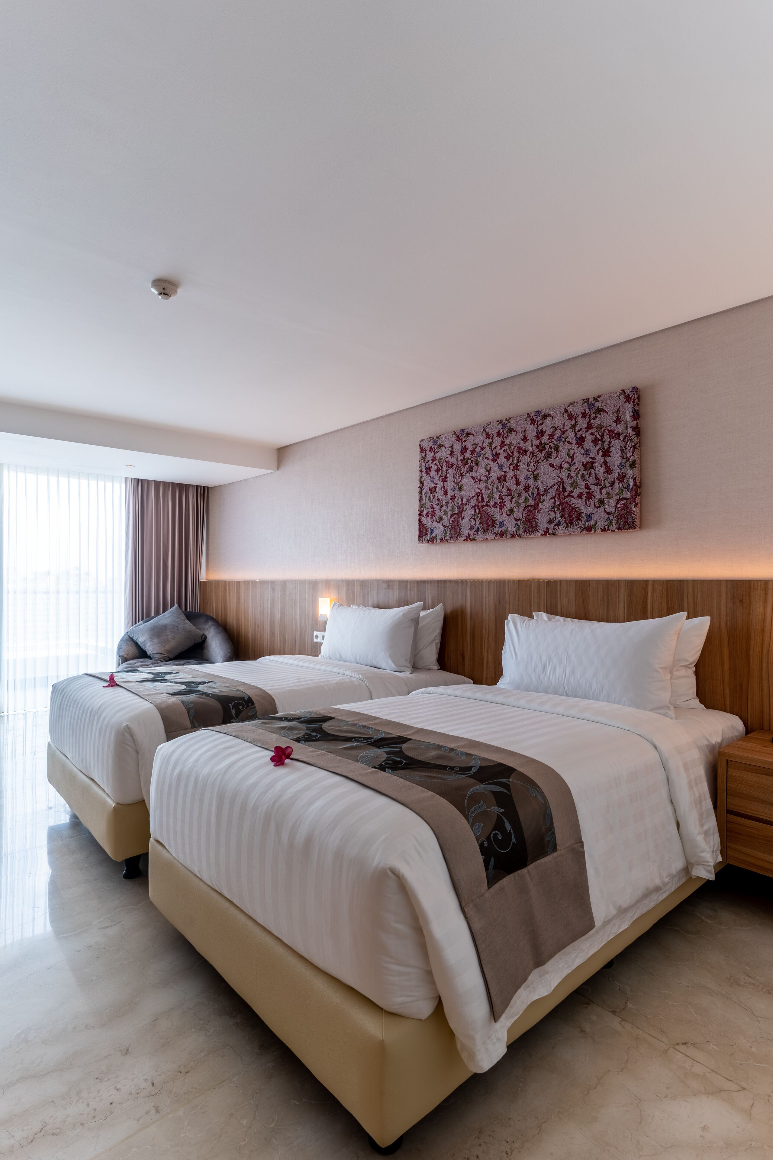 grand deluxe double or twin room, balcony | premium bedding, minibar, in-room safe, desk