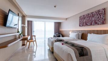 Premium bedding, minibar, in-room safe, desk