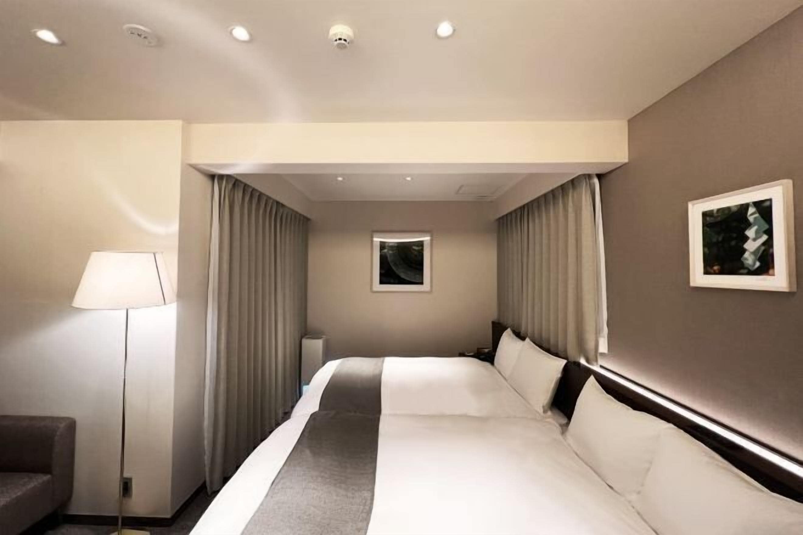 In-room safe, desk, blackout curtains, free WiFi