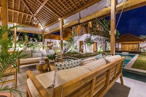 Terrace/patio - Exquise Tropical Dream Villa in Oberoi, Seminyak. (Kuta, Kabupaten Badung,)