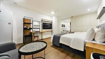 Habitación Premium con 2 camas individuales | Ropa de cama hipoalergénica, colchones viscoelásticos, caja fuerte