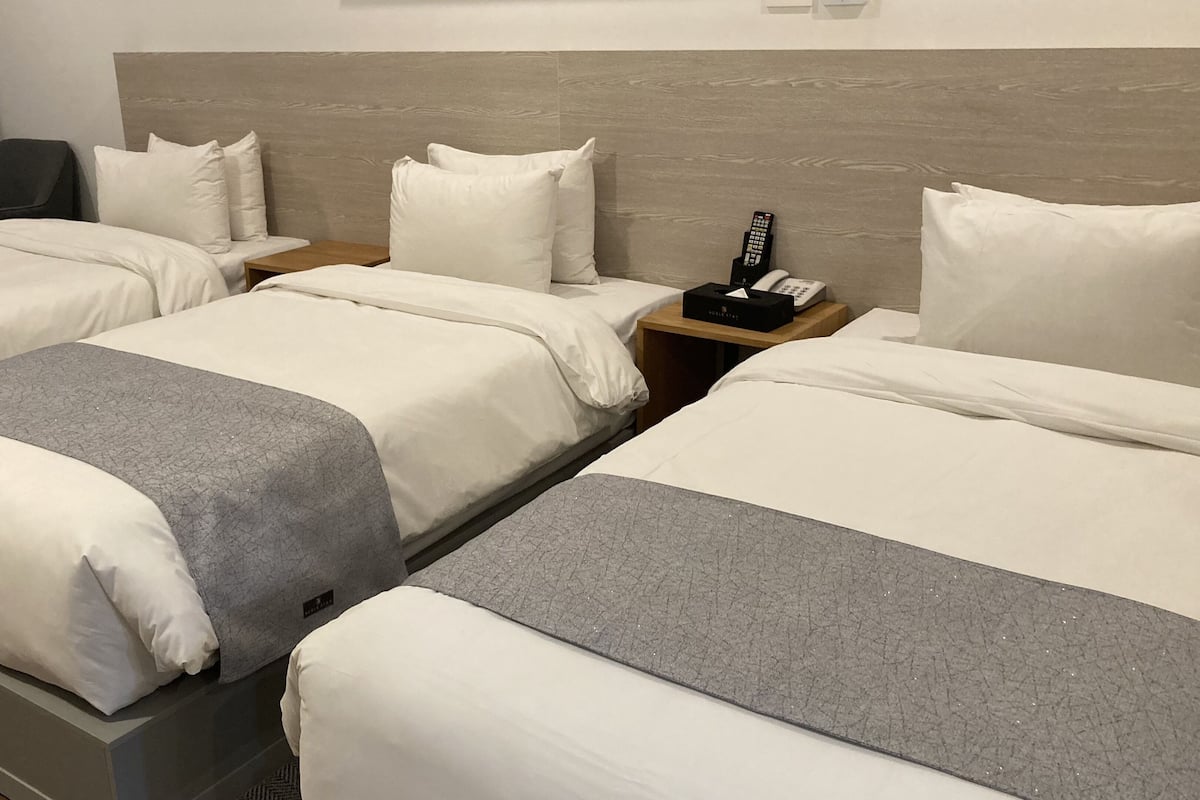 Hypo-allergenic bedding, memory-foam beds, in-room safe, desk