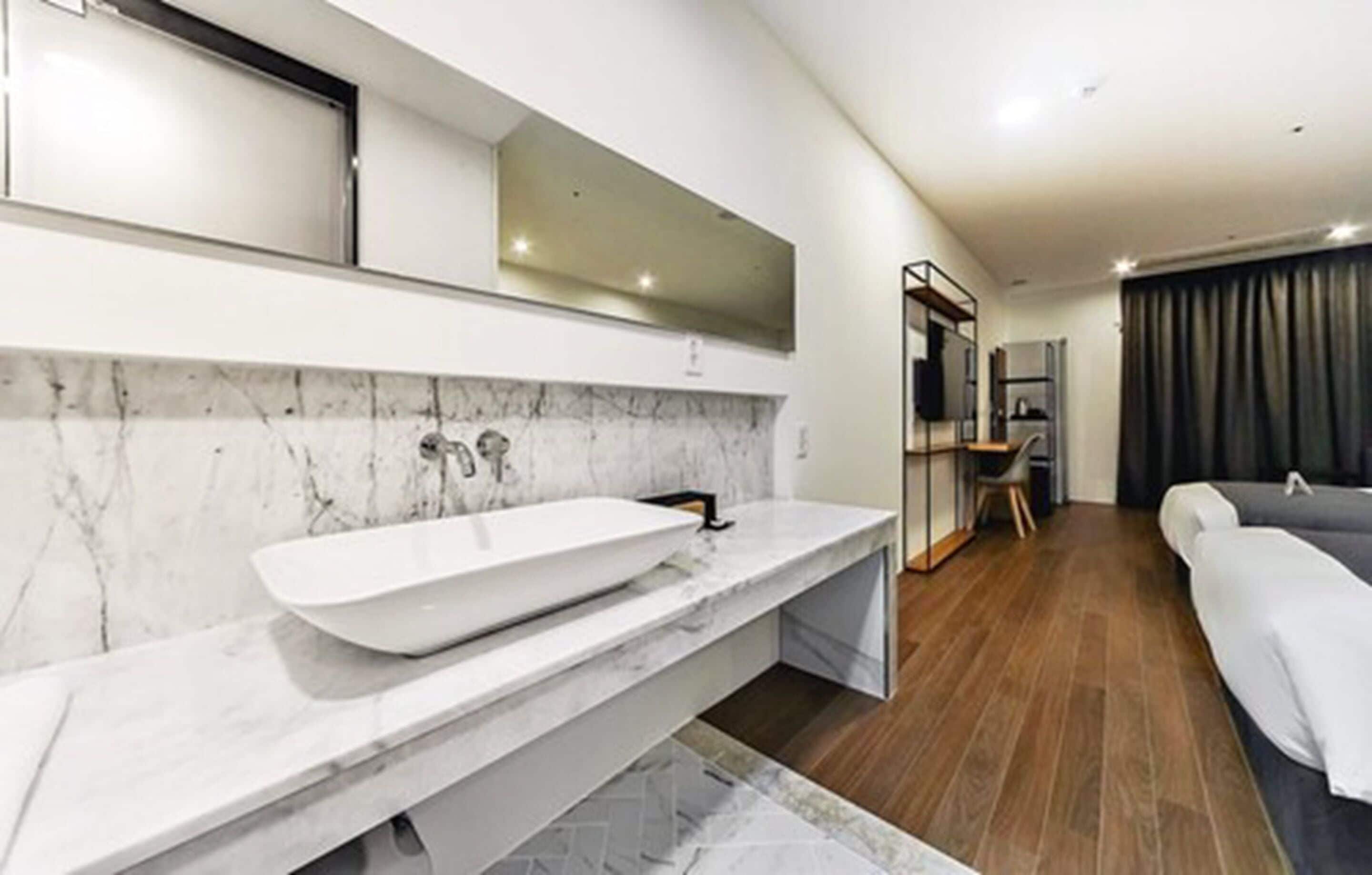 deluxe twin b | 1 bedroom, hypo-allergenic bedding, memory-foam beds, in-room safe