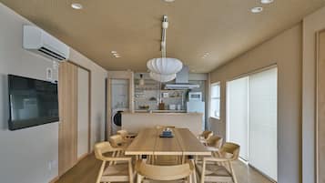 Family Suite | In-room dining