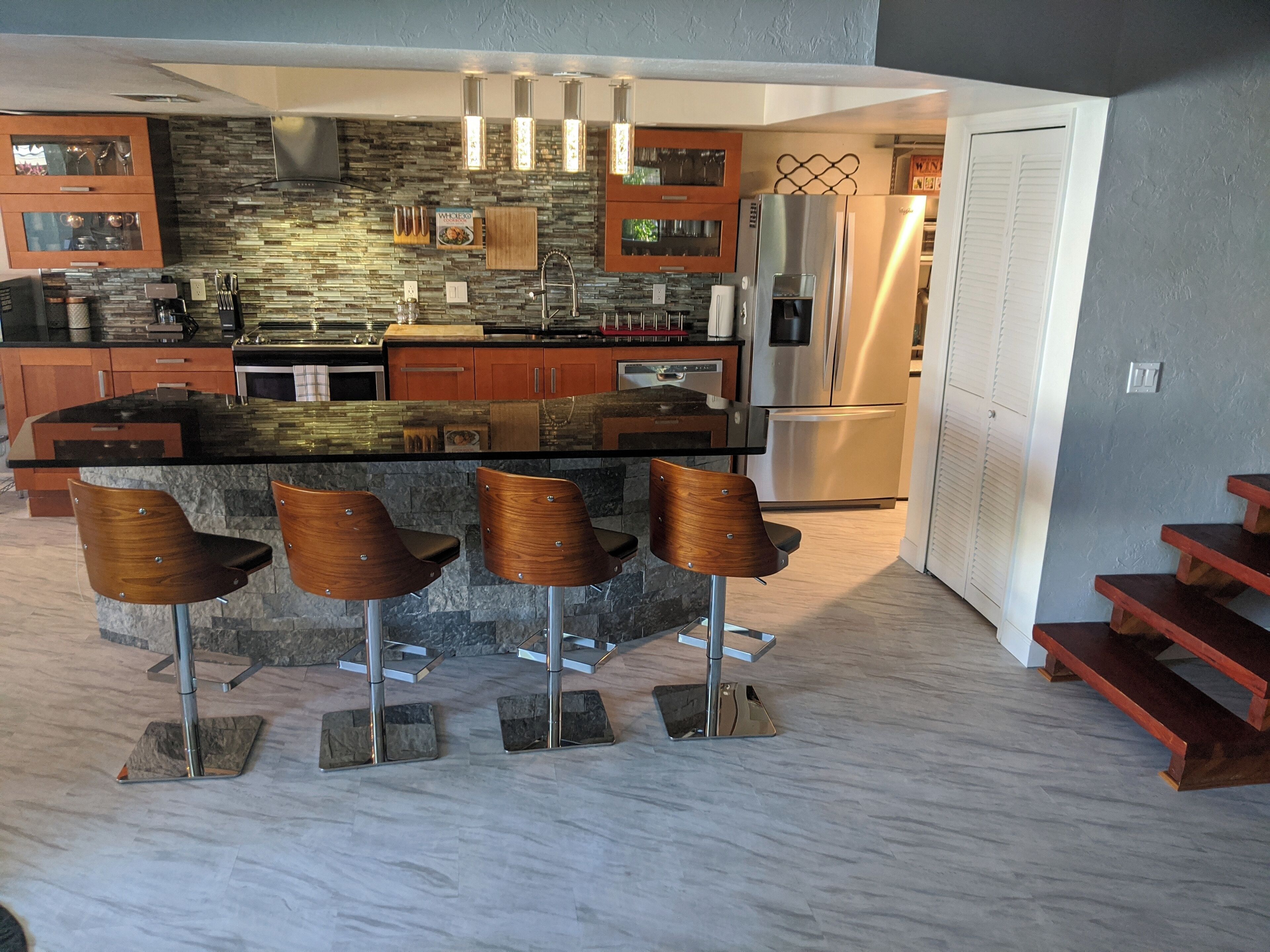 Gated>Townhome cozy 2b/3bath private screened Patio Heated Pool 10 min>Beach 