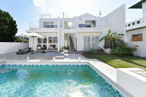 บริเวณภายนอก