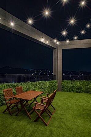Rooftop terrace - glue Hotel (Seoul)