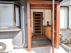 Fachada de la propiedad