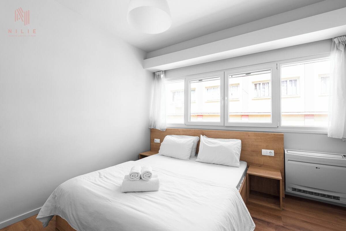 Deluxe Apartment (5) | 1 bedroom, soundproofing, WiFi (free), bed sheets