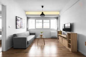 Apartamento luxo (4) | Área de estar | TV de tela plana