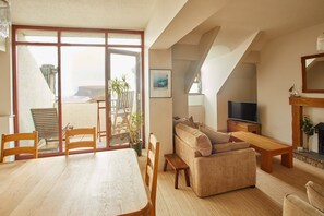 Two-Bedroom Apartment | Living area - The Observatory Apartment (Saltburn-by-the-Sea)