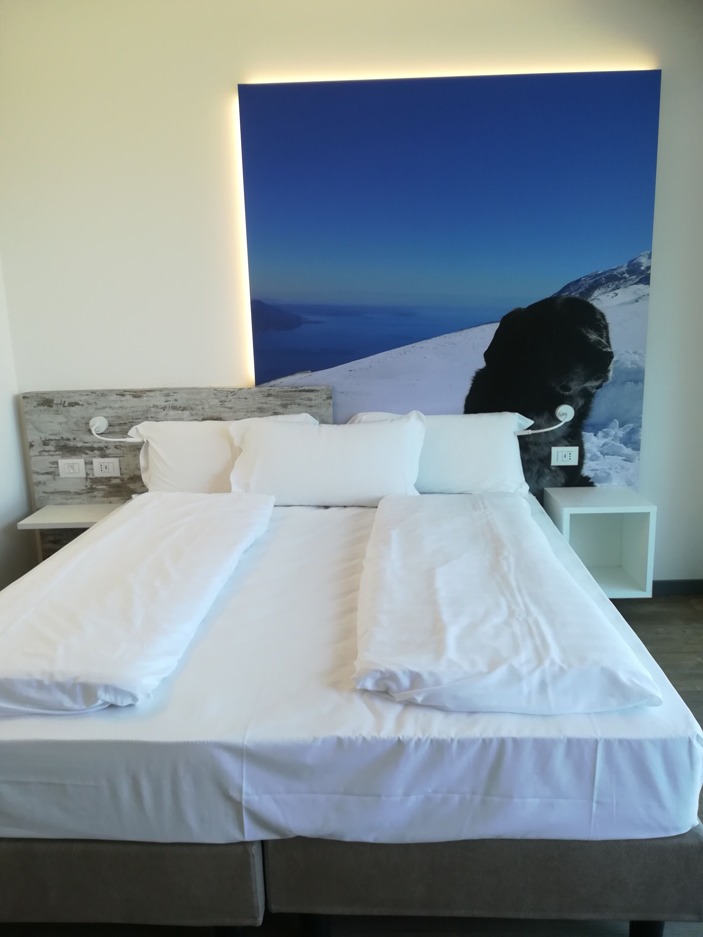 1 bedroom, in-room safe, individually furnished, desk