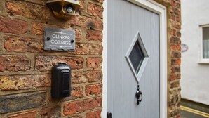 Unclassified image, 3 of 30, button - Clinker Cottage (Whitby)