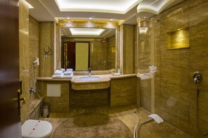 Free toiletries, hair dryer, towels, toilet paper - National Palace (Sliven)