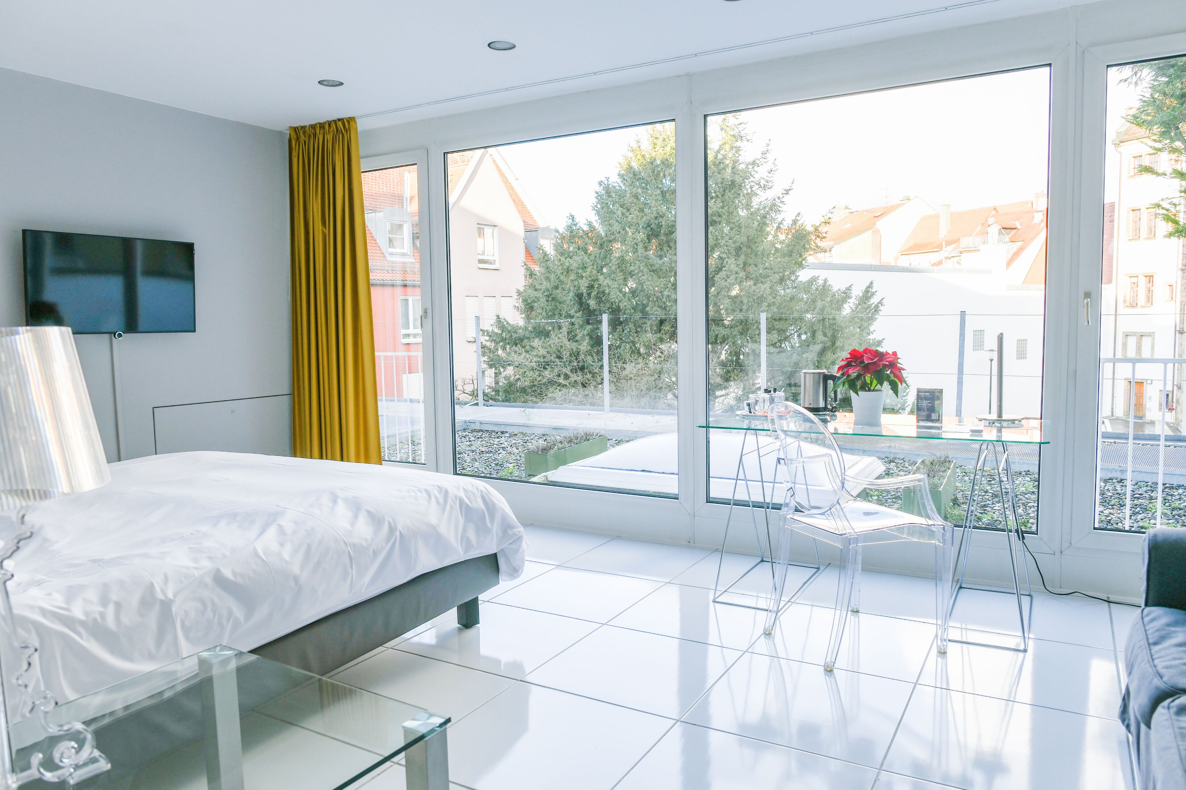 studio | 1 bedroom, premium bedding, minibar, in-room safe