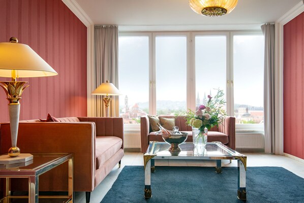 The Suite | Living area