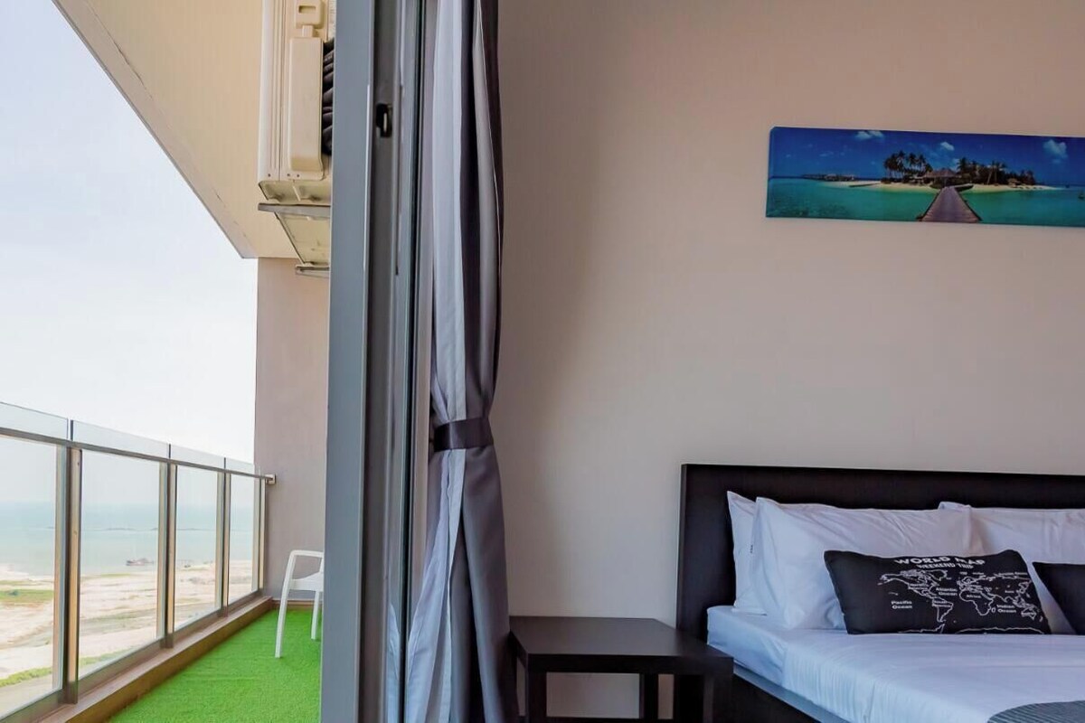Apartamento Confort | Ropa de cama de alta calidad y cortinas opacas