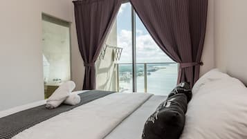 Apartemen Elite, 2 kamar tidur | 2 kamar tidur, seprai premium, dan tirai kedap cahaya