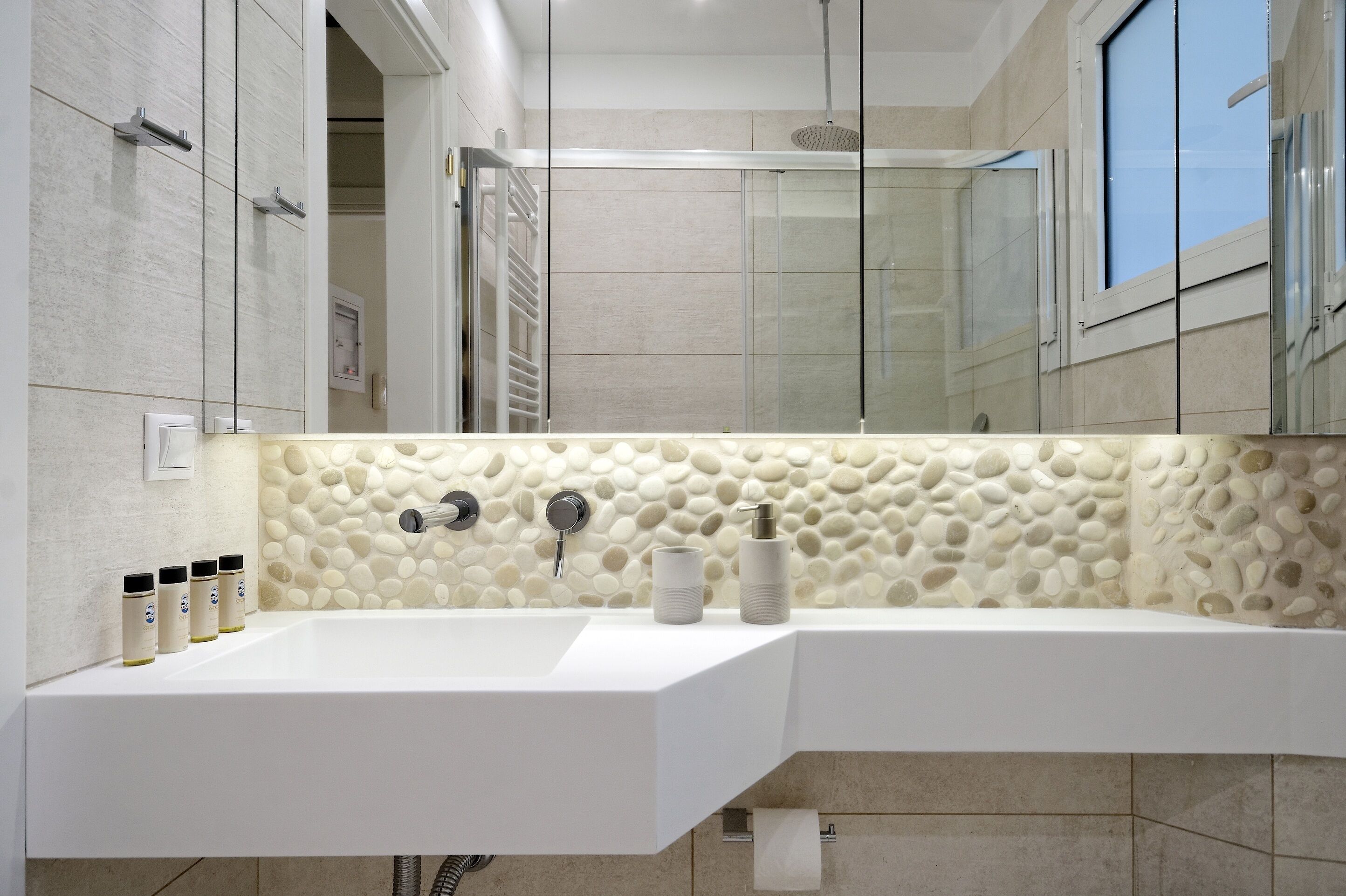 Deluxe Apartment, 3 Bedrooms, Terrace, Park View | Bathroom