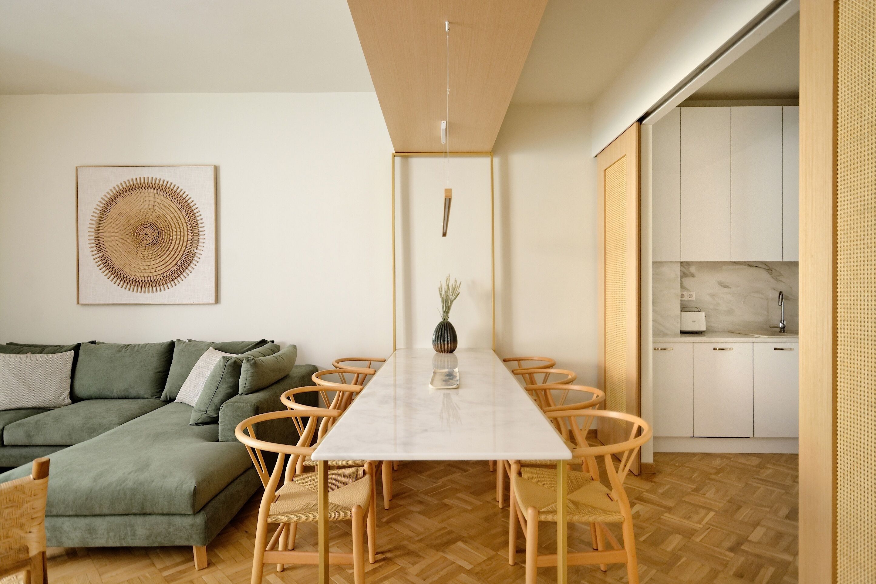Deluxe Apartment, 3 Bedrooms, Terrace, Park View | In-room dining