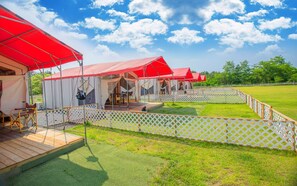 Individually decorated, individually furnished - Taean Paradog Pension (Taean)