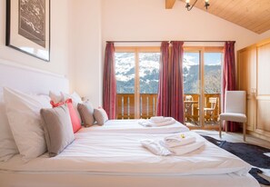 3 chambres, fer et planche à repasser, Wi-Fi gratuit, draps fournis