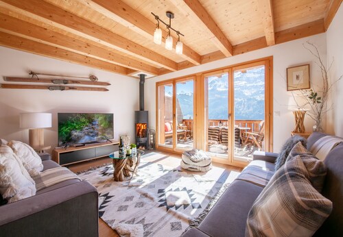 Racers Retreat (Wengen: car limited village)