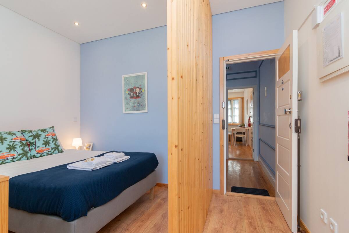 Monolocale Superior, vista piscina (1st Floor) | 1 camera, insonorizzazione, ferro/asse da stiro, Wi-Fi gratuito