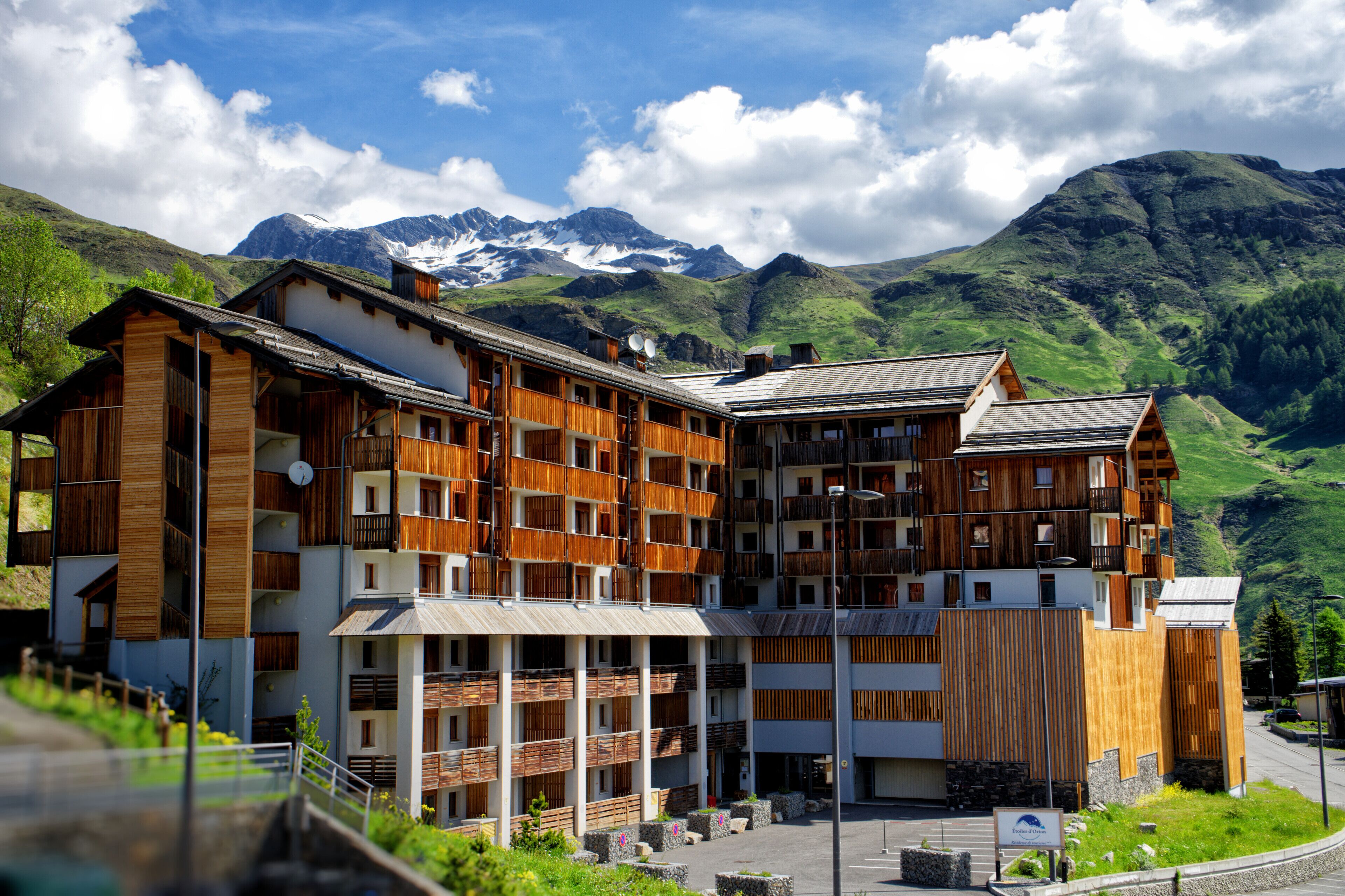 숙박 시설 정면