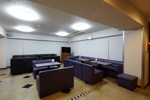 Business center - Business Inn Sennichimae Hotel (Osaka)