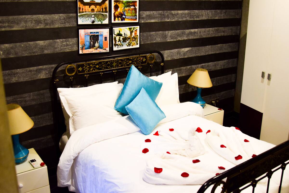 Memory-foam beds, individually decorated, blackout curtains